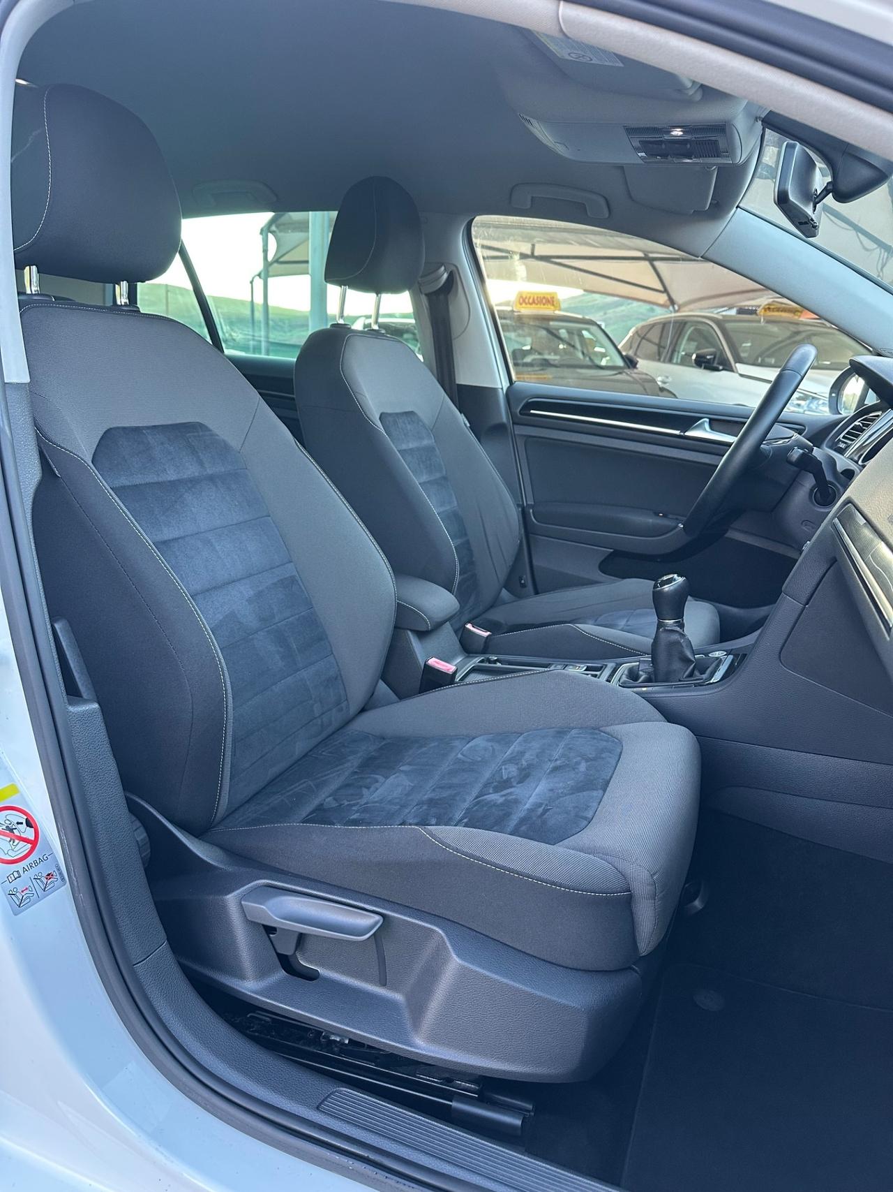 Volkswagen Golf 1.6 TDI 5p. Highline BlueMotion Technology