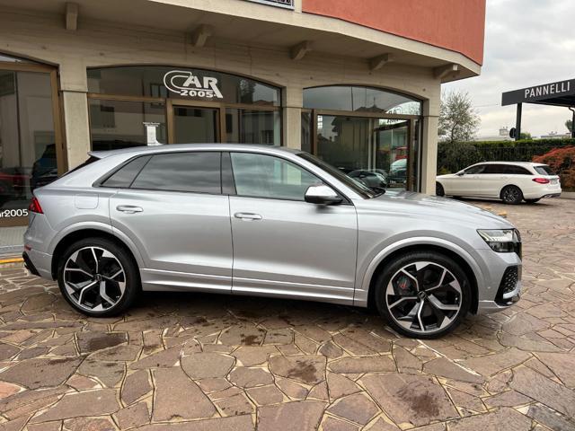 AUDI RS Q8 TFSI V8 quattro tiptronic