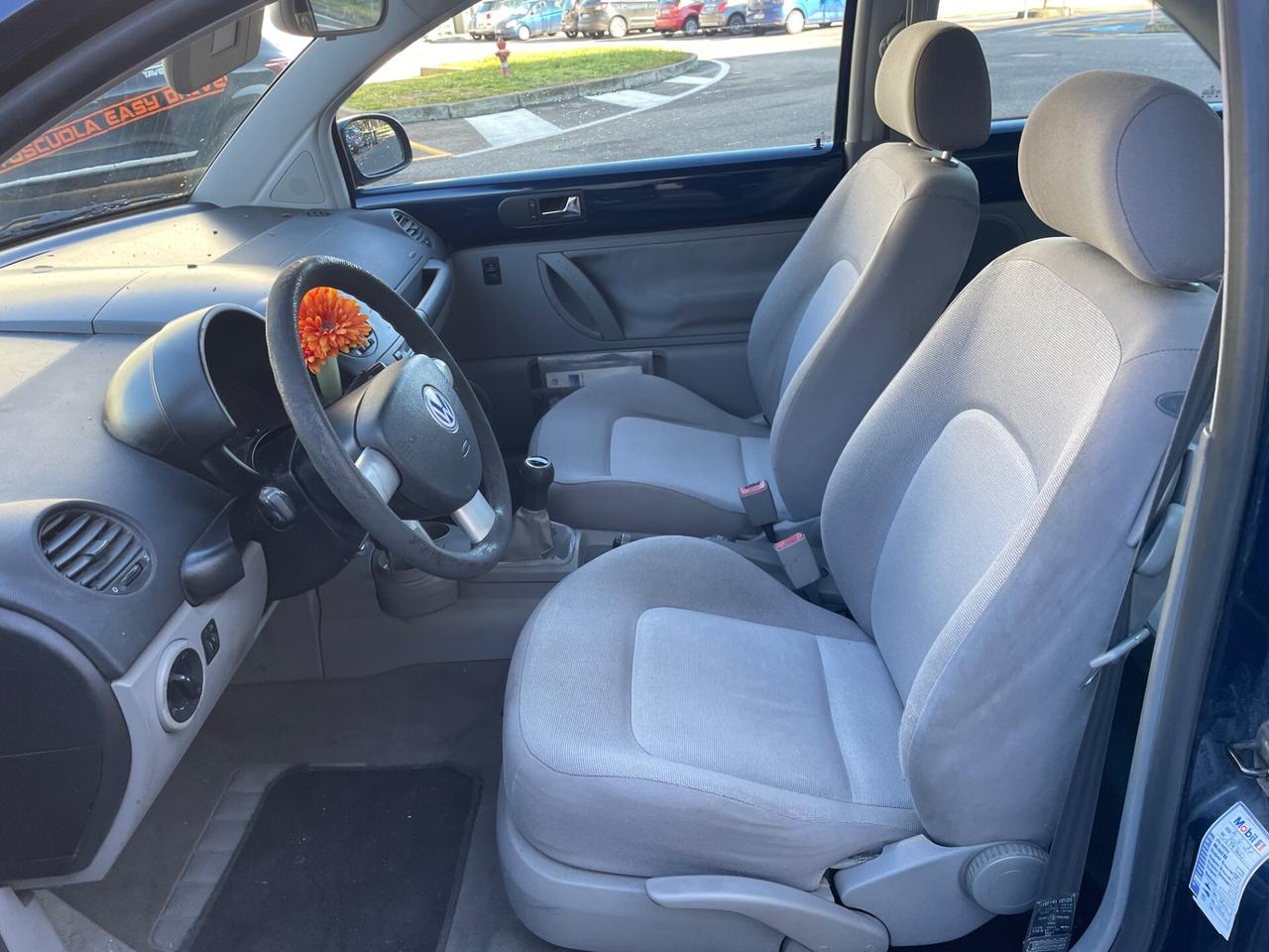 Volkswagen New Beetle 1.6*Neopatentati*Tenuta benissimo *