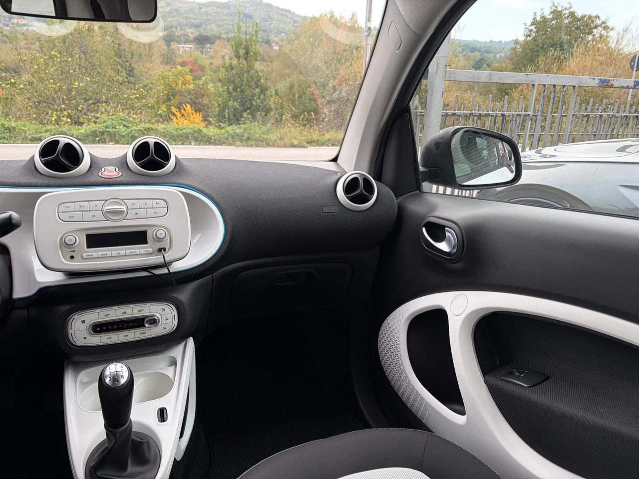 Smart ForTwo 1.0 BENZINA 71CV Passion