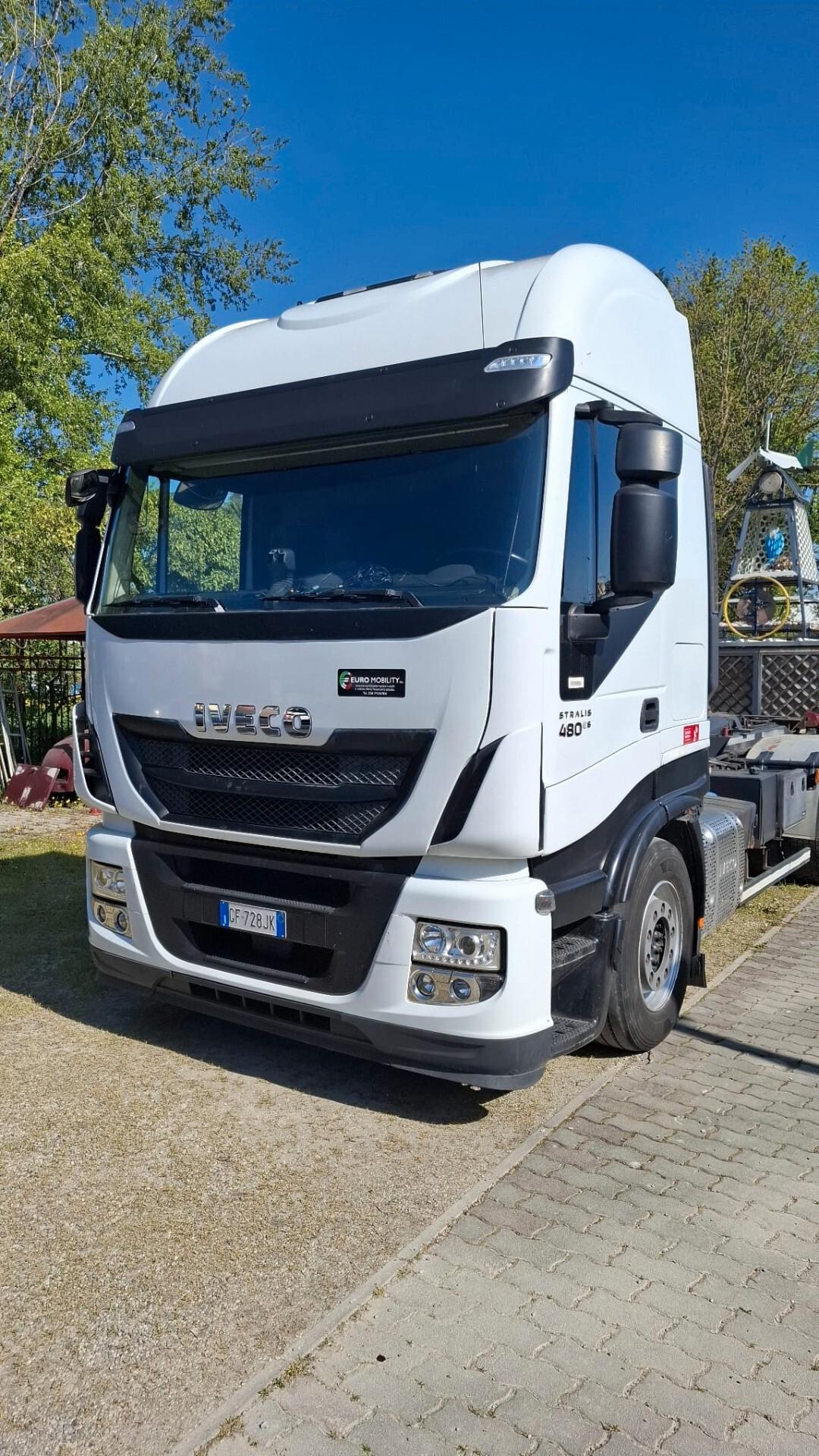 IVECO STRALIS 260 E48 SCARRABILE
