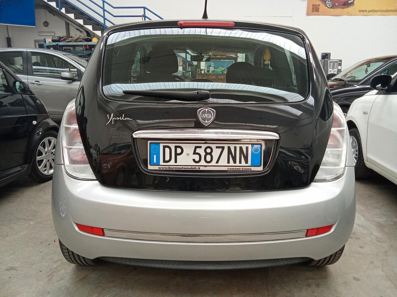 Lancia Ypsilon 1.2 Platino /44 KW/ NEOPATENTATI/
