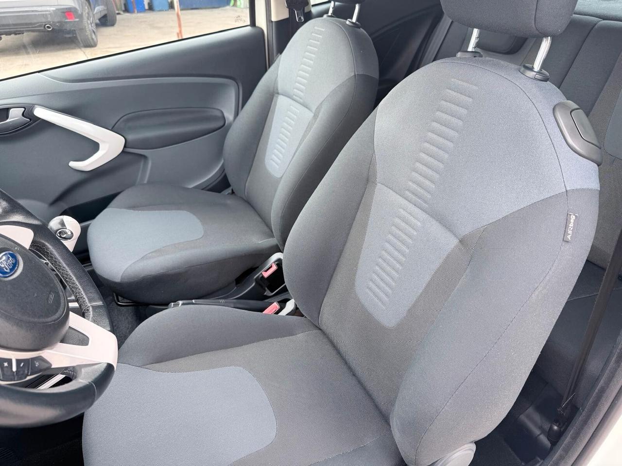 Ford Ka Ka+ 1.3 TDCi 75CV Titanium cDPF