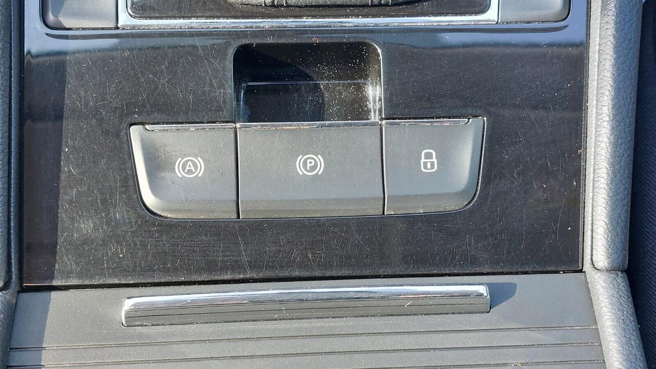 Skoda Superb 1.6 Cambio Automatico Neopatentati