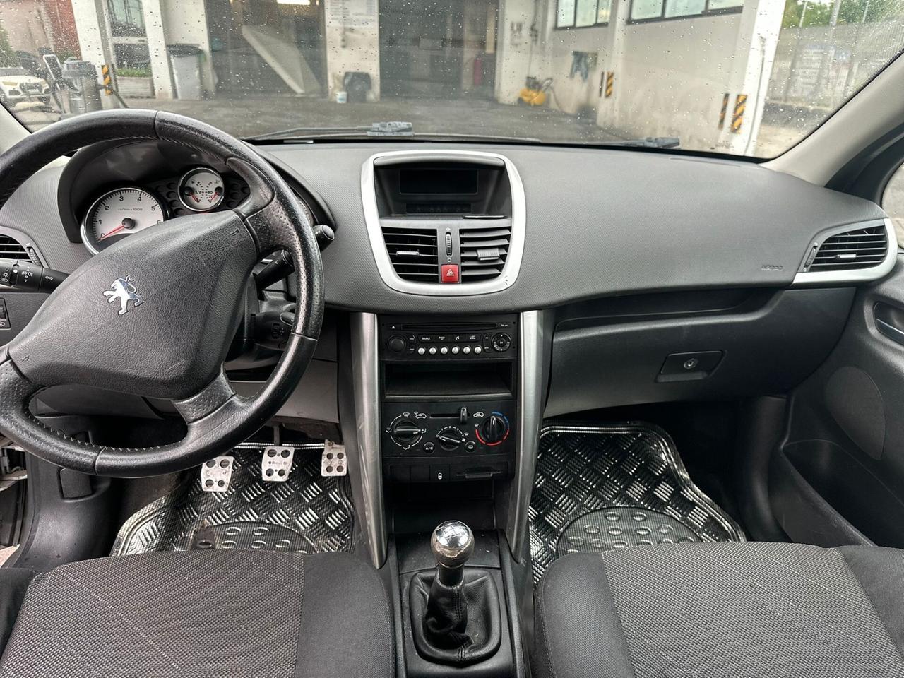 Peugeot 207 marciante con problemi