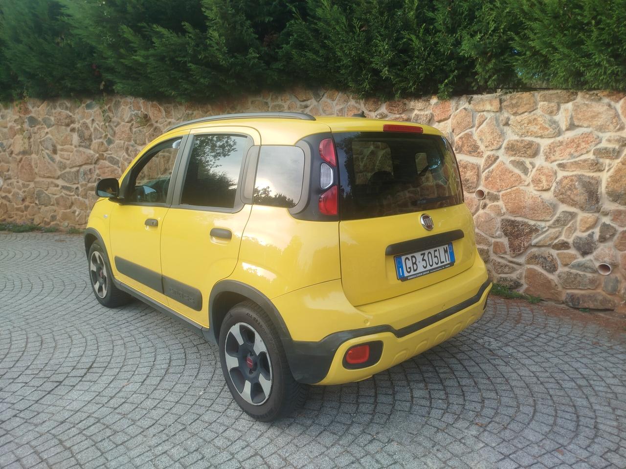 Fiat Panda 1.0 FireFly S&S Hybrid City Cross