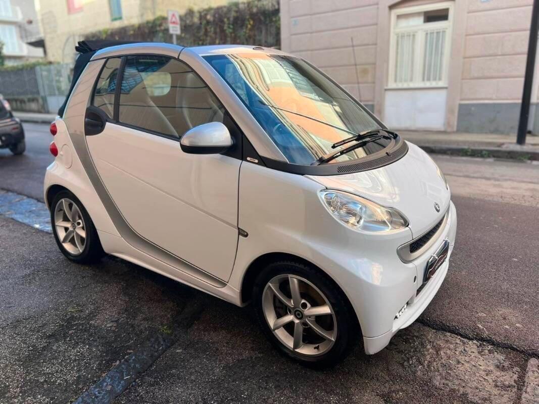 Smart ForTwo 1000 cabrio pulse 2012