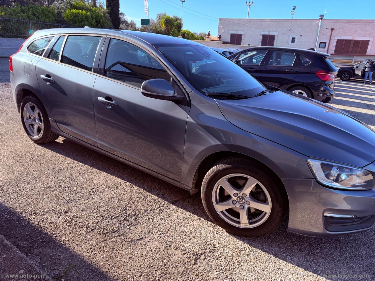 VOLVO V60 D2 Geartronic Business