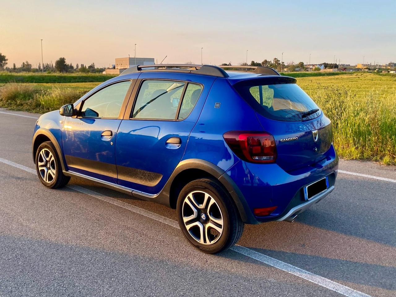 Dacia Sandero Stepway 1.0 TCe 100CV ECO-G 15th Anniversary