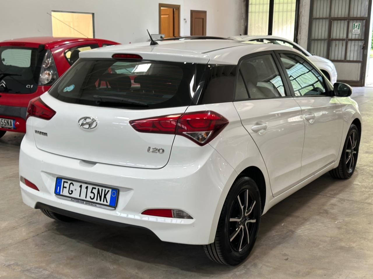 Hyundai i20 1.2 5P UNICOPR KMCERT NEOPAT GARANZ