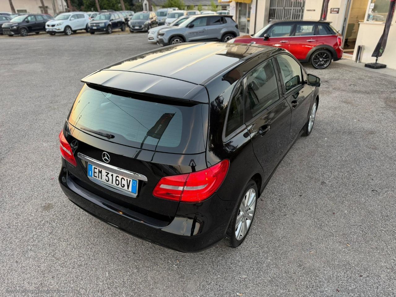 MERCEDES-BENZ B 180 CDI BlueEFFICIENCY Executive
