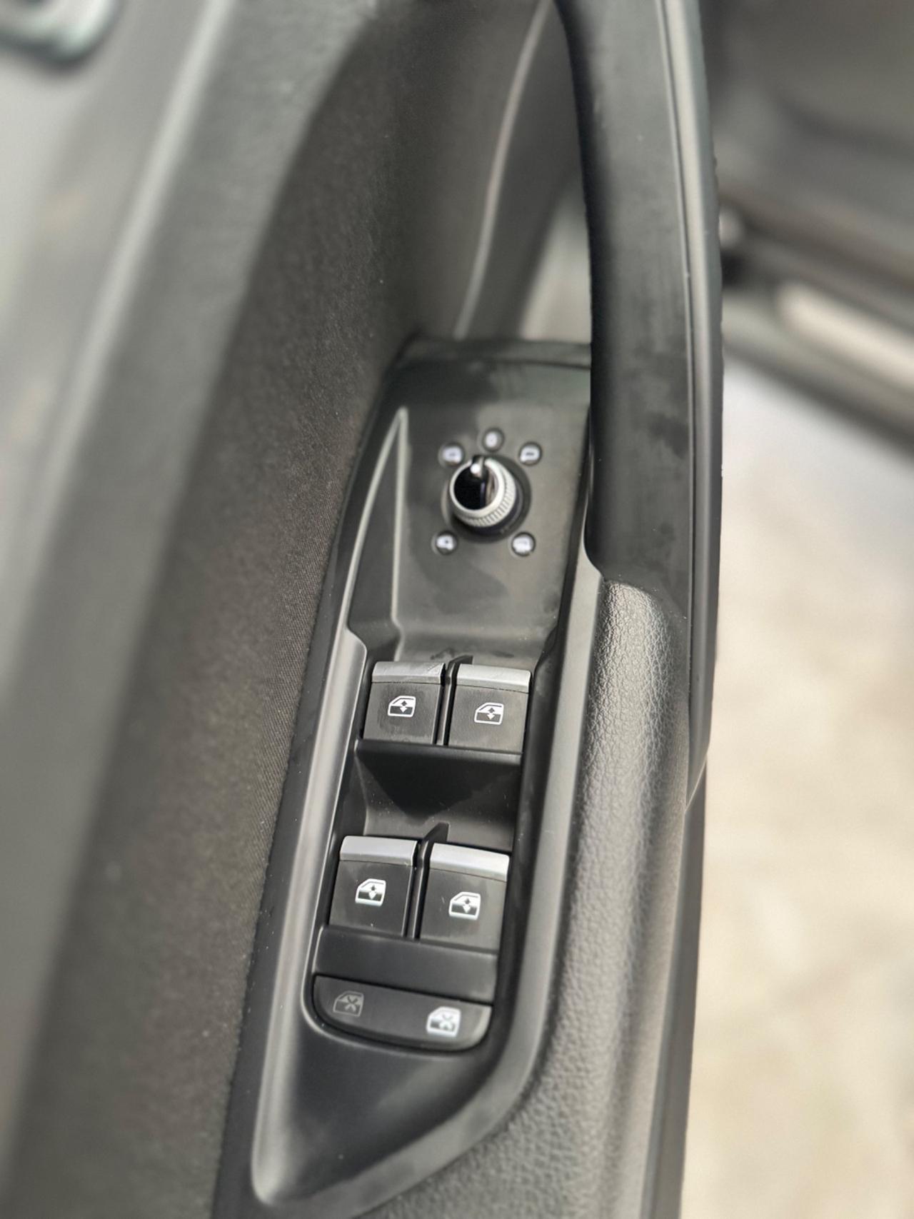 Audi Q5 40 TDI quattro S tronic Business Sport