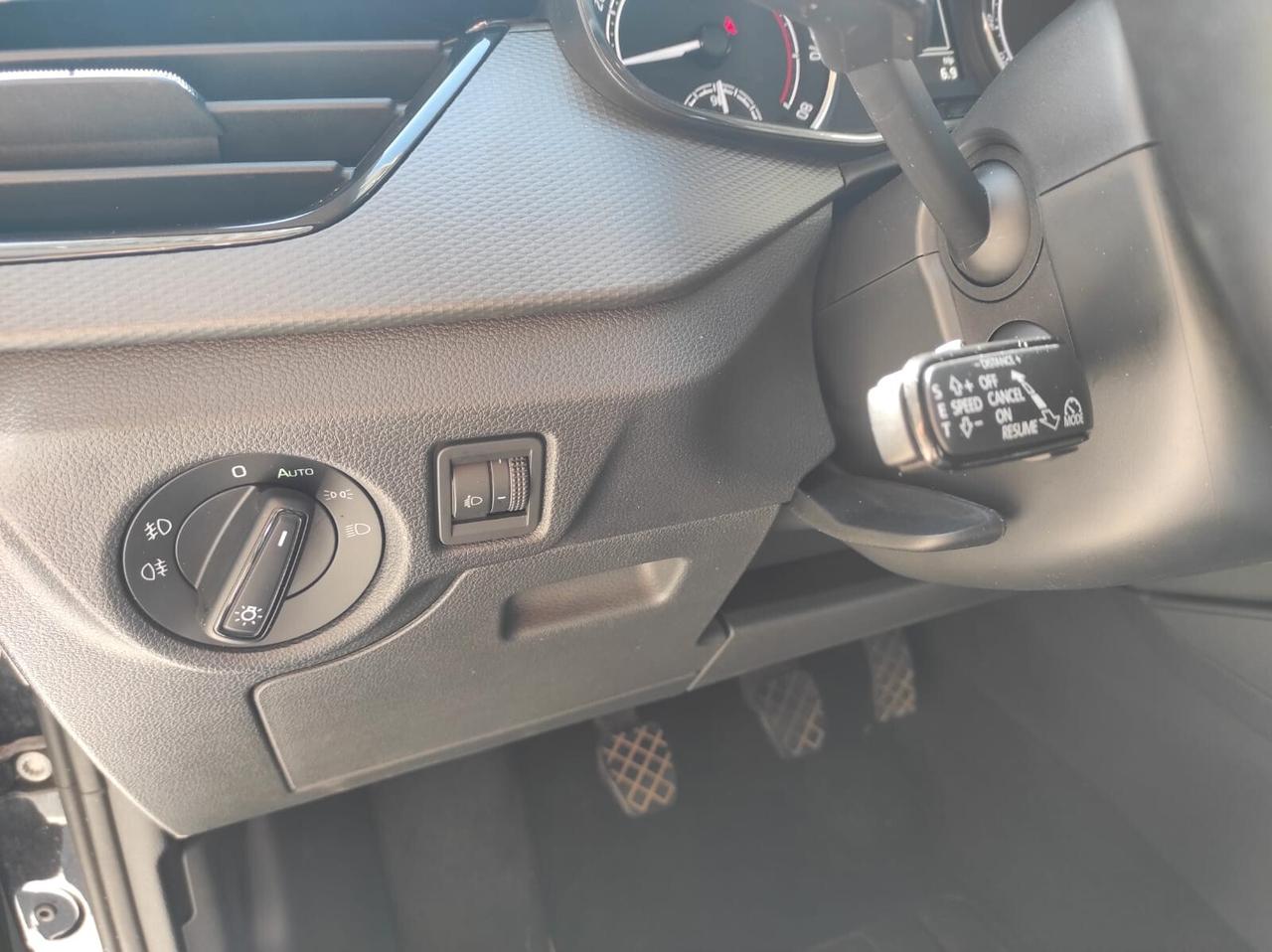 SKODA SCALA 1.0 TSI AMBITION UNIPRO/KMCERTIF/FULL