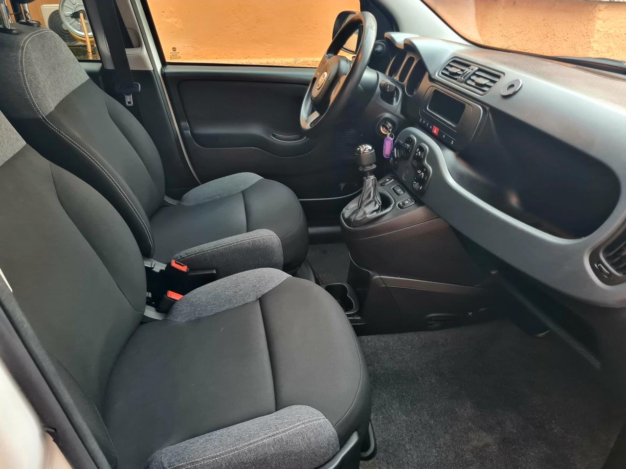 Fiat Panda 1.0 Hybrid *AUTOCARRO 2 POSTI*TAGLIANDI*