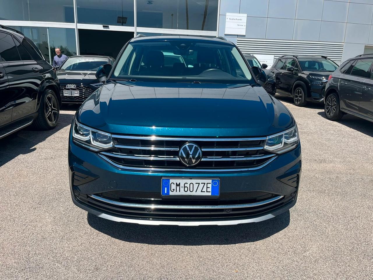 Volkswagen Tiguan 2.0 TDI 150 CV SCR DSG R-Line