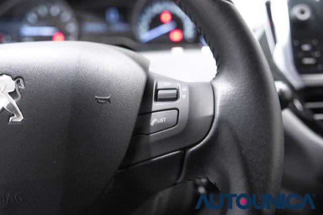 PEUGEOT 208 PURETECH 82 5 PORTE GPL ALLURE NEOPATENTATI