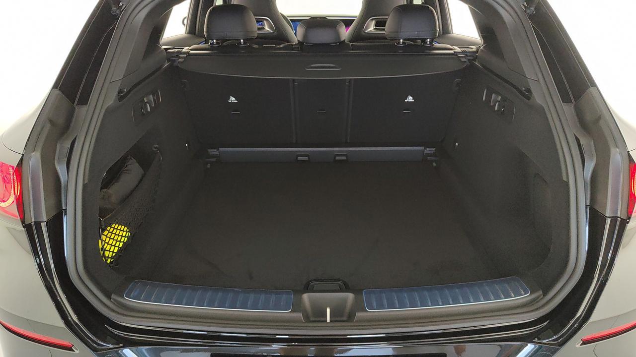 Mercedes-Benz GLC 400 4MATIC con tecnologia EQ