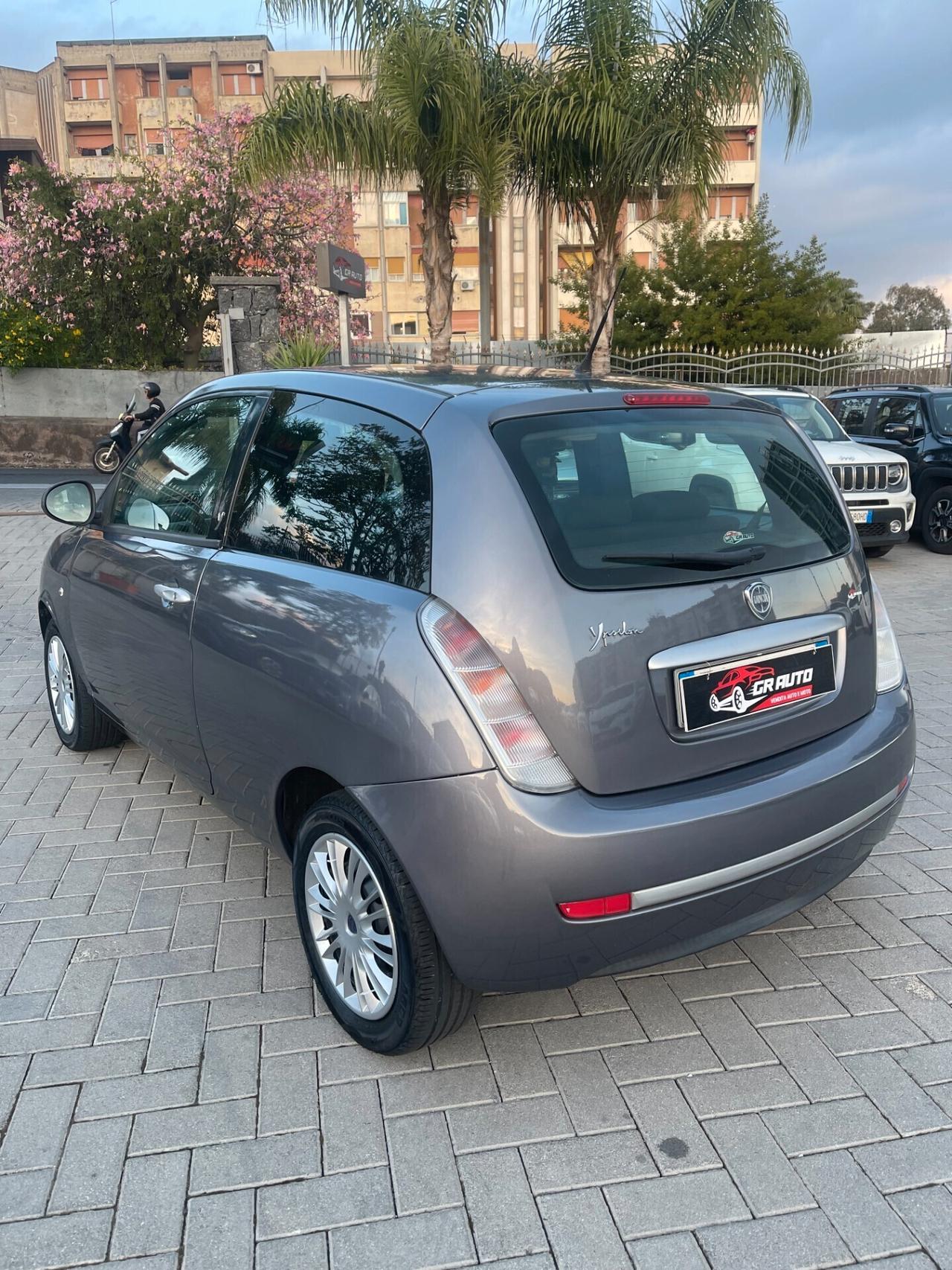 Lancia Ypsilon 1.2 Versus 60cv