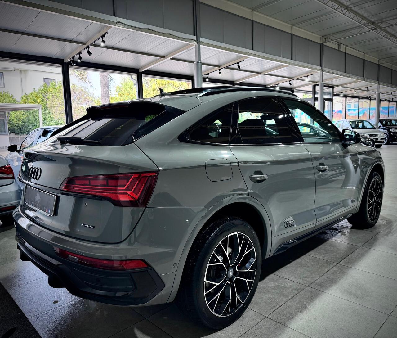 Audi Q5 SPBK 40 2.0 TDI 204CV Quattro S-Tronic S-Line