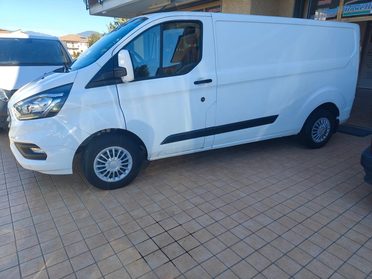 Ford Transit Custom Passo lungo
