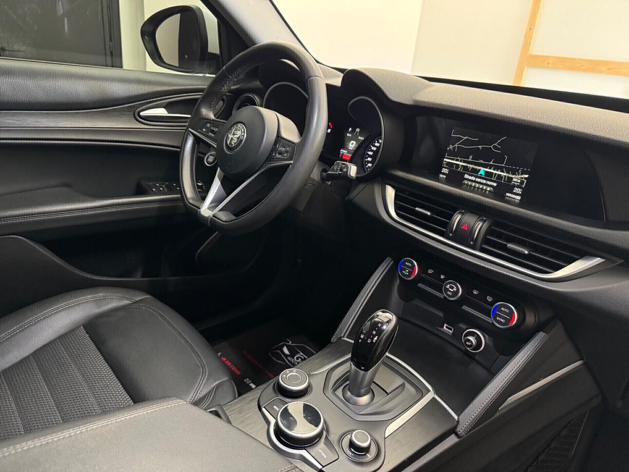 Alfa Romeo Stelvio 2.2 Turbodiesel 180 CV AT8 Q4