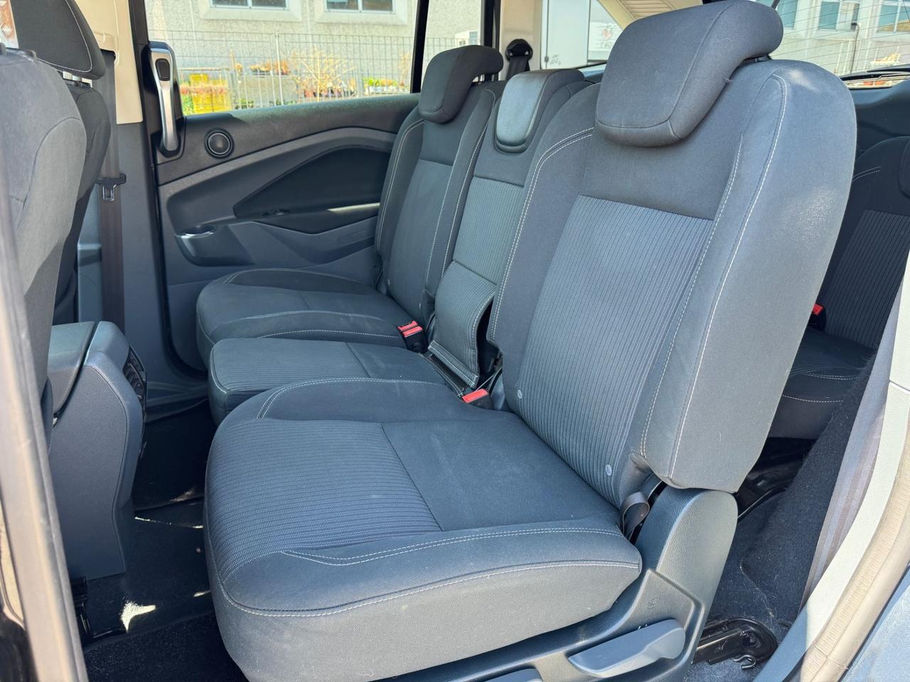 Ford C-Max 7 posti TDCi Titanium