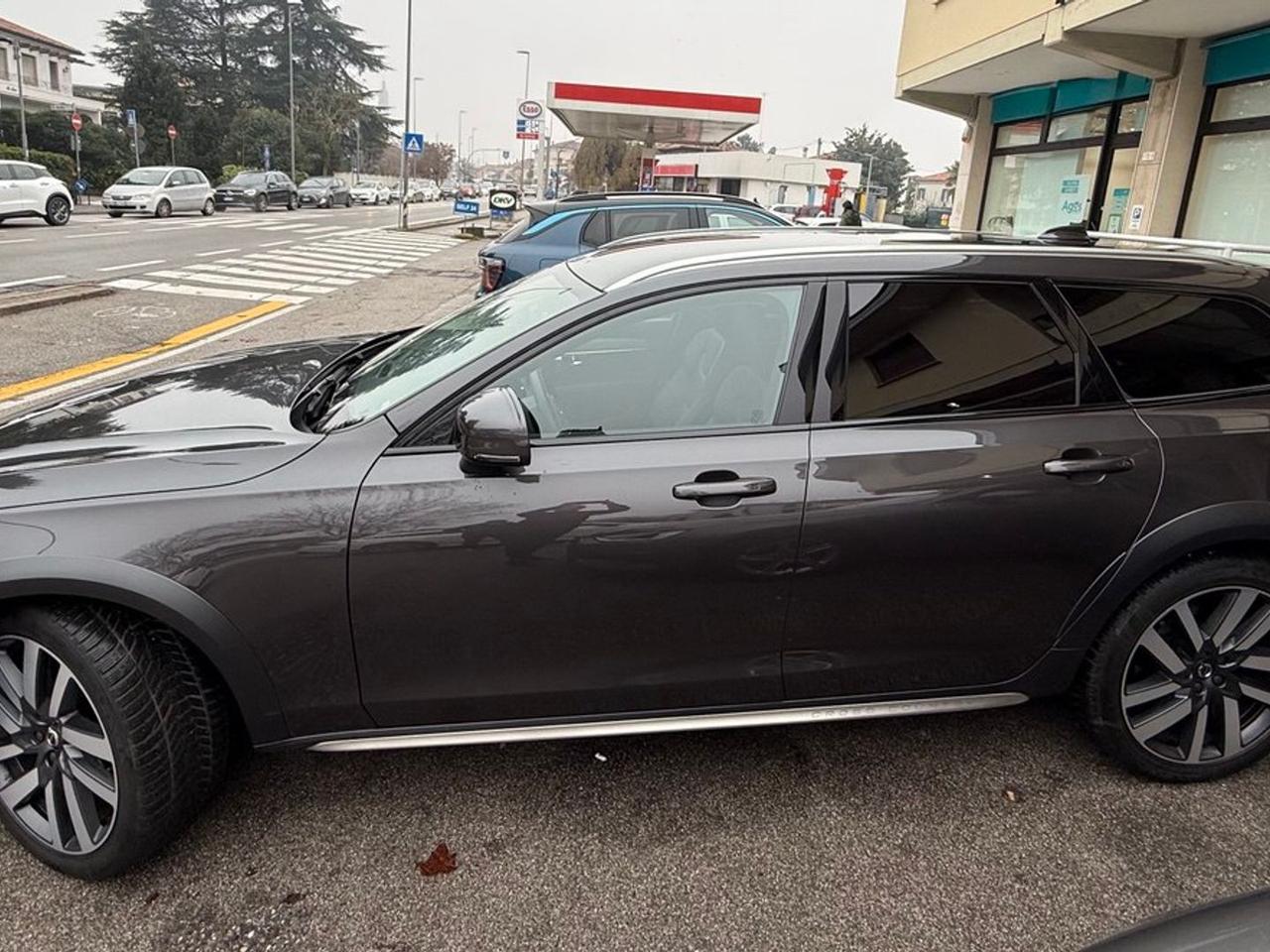 Volvo V90 Business 2.0 #8311