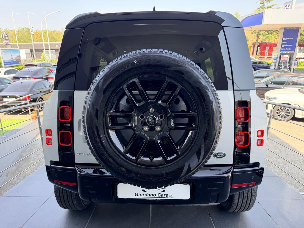 Land Rover Defender 110 3.0D I6 200 CV AWD Auto SE
