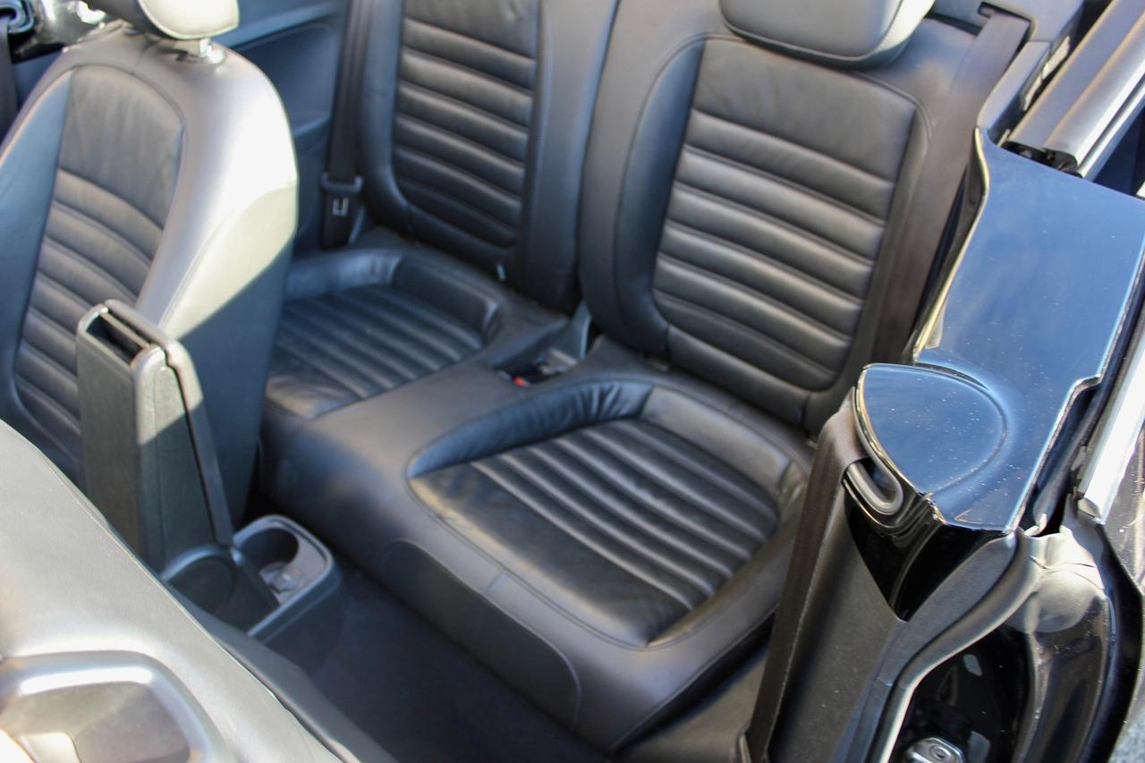 Volkswagen Maggiolino Cabrio 1.2 TSI Design 105CV NAVY PLUS SEDILI RISCALDATI