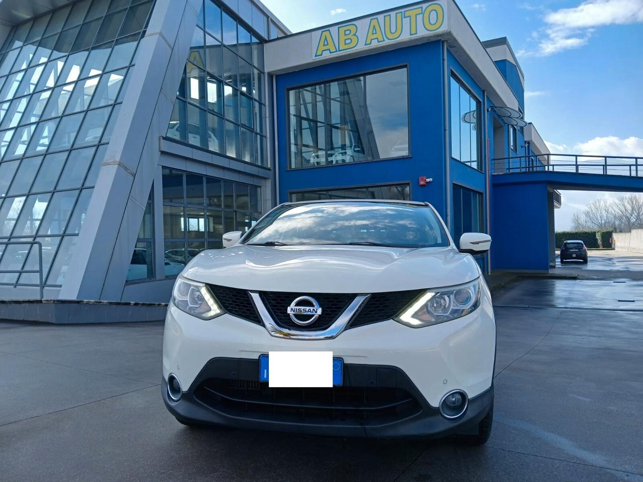 Nissan Qashqai 1.6 dCi 131cv 2WD Tekna 2015