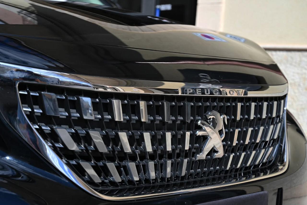 Peugeot 3008 BlueHDi 130 S&S Business