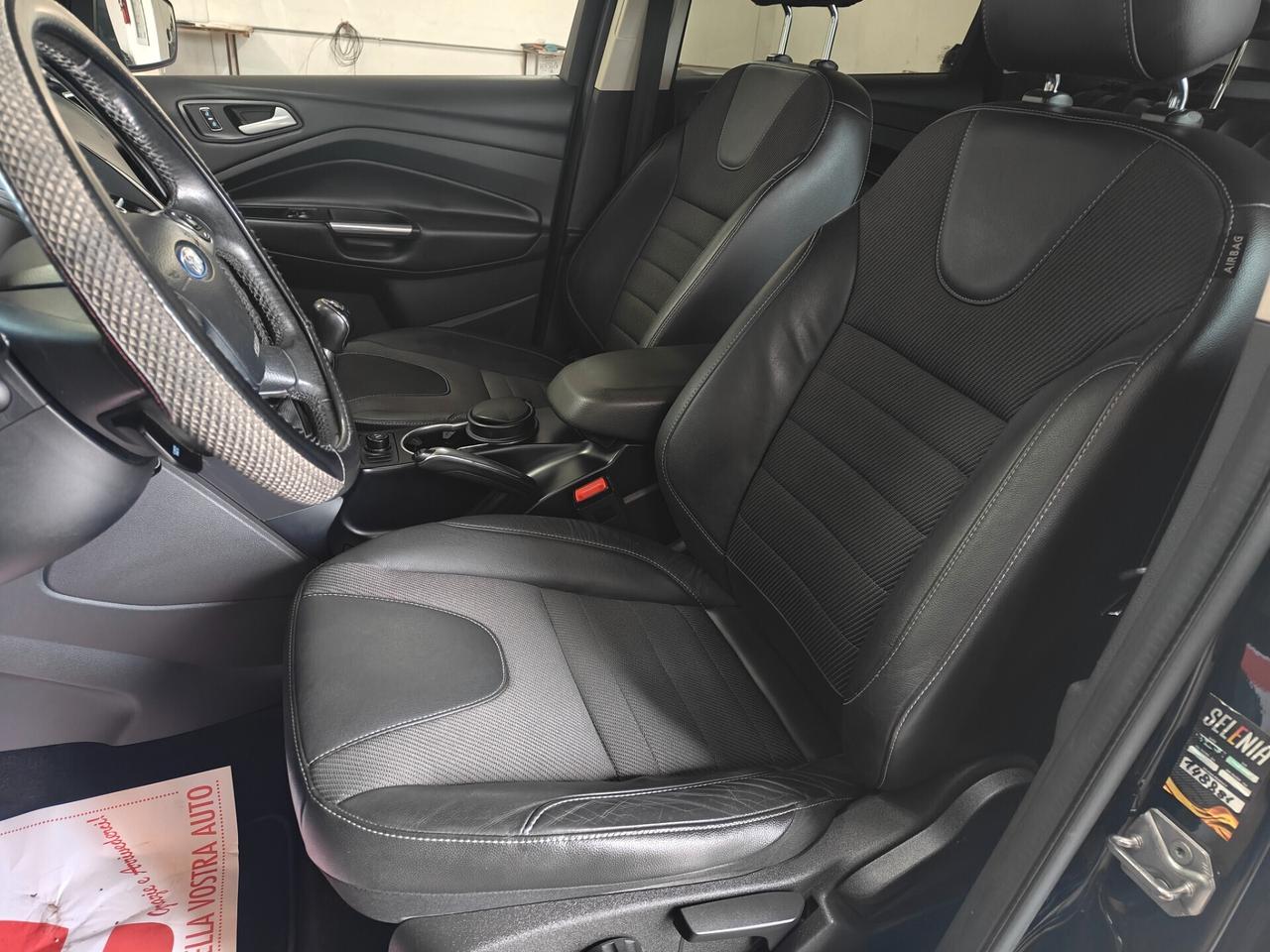 Ford Kuga 2.0 TDCI 150 CV S&S 4WD Titanium