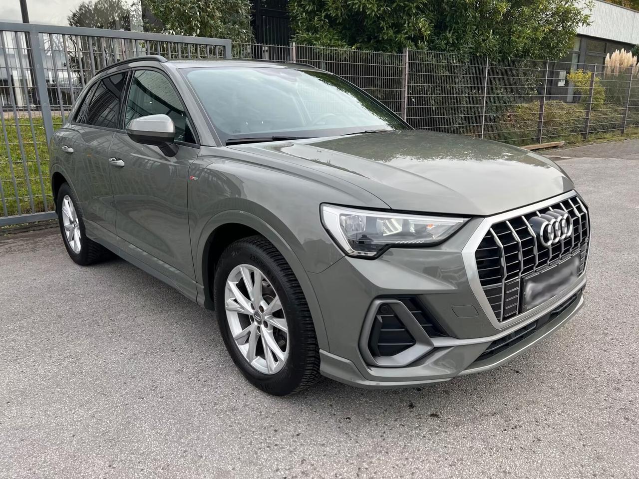 Audi Q3 35 TFSI S line edition