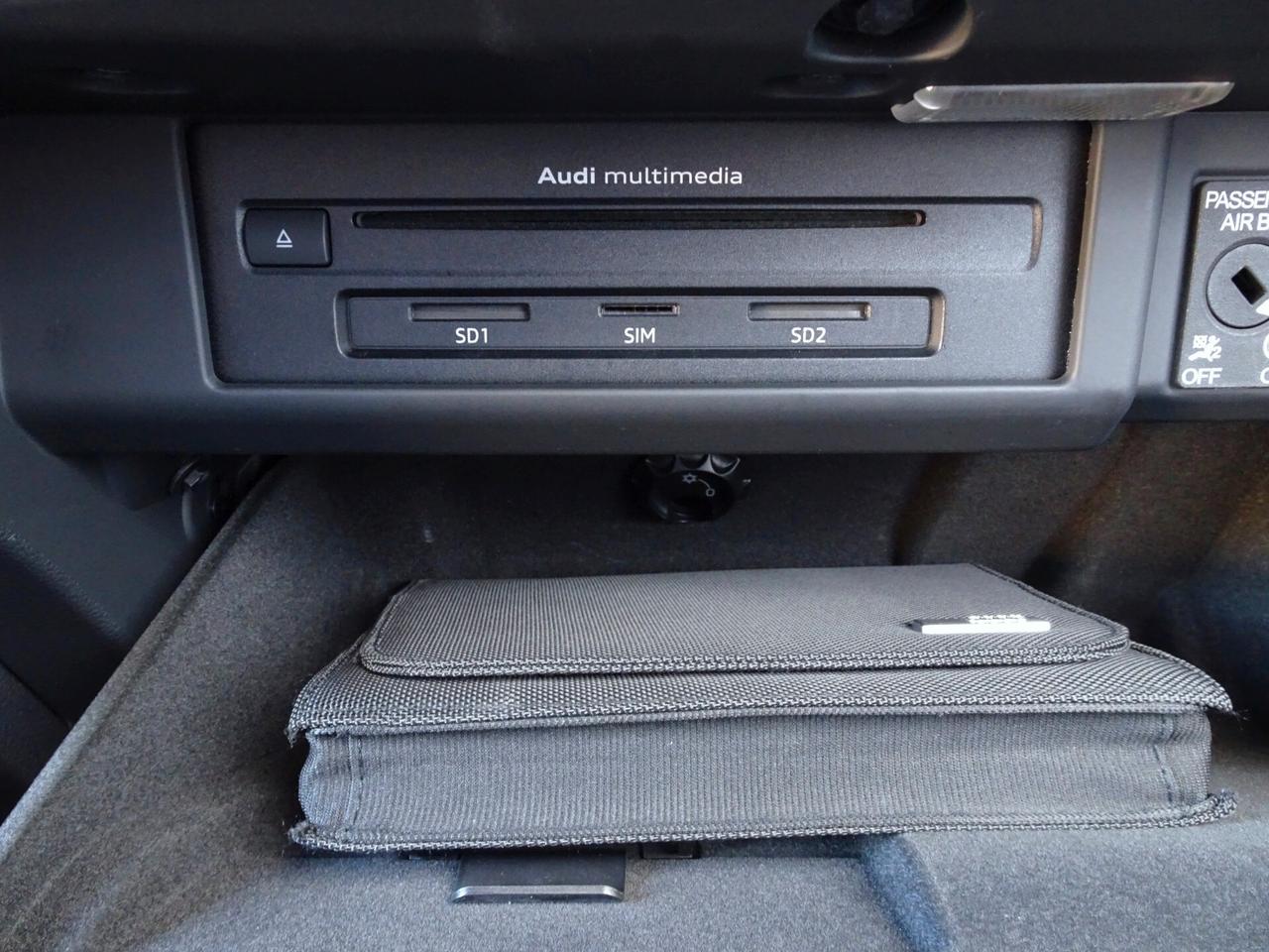 Audi A4 Avant 2.0 TDI 150CV S-LINE naviPlus/LED