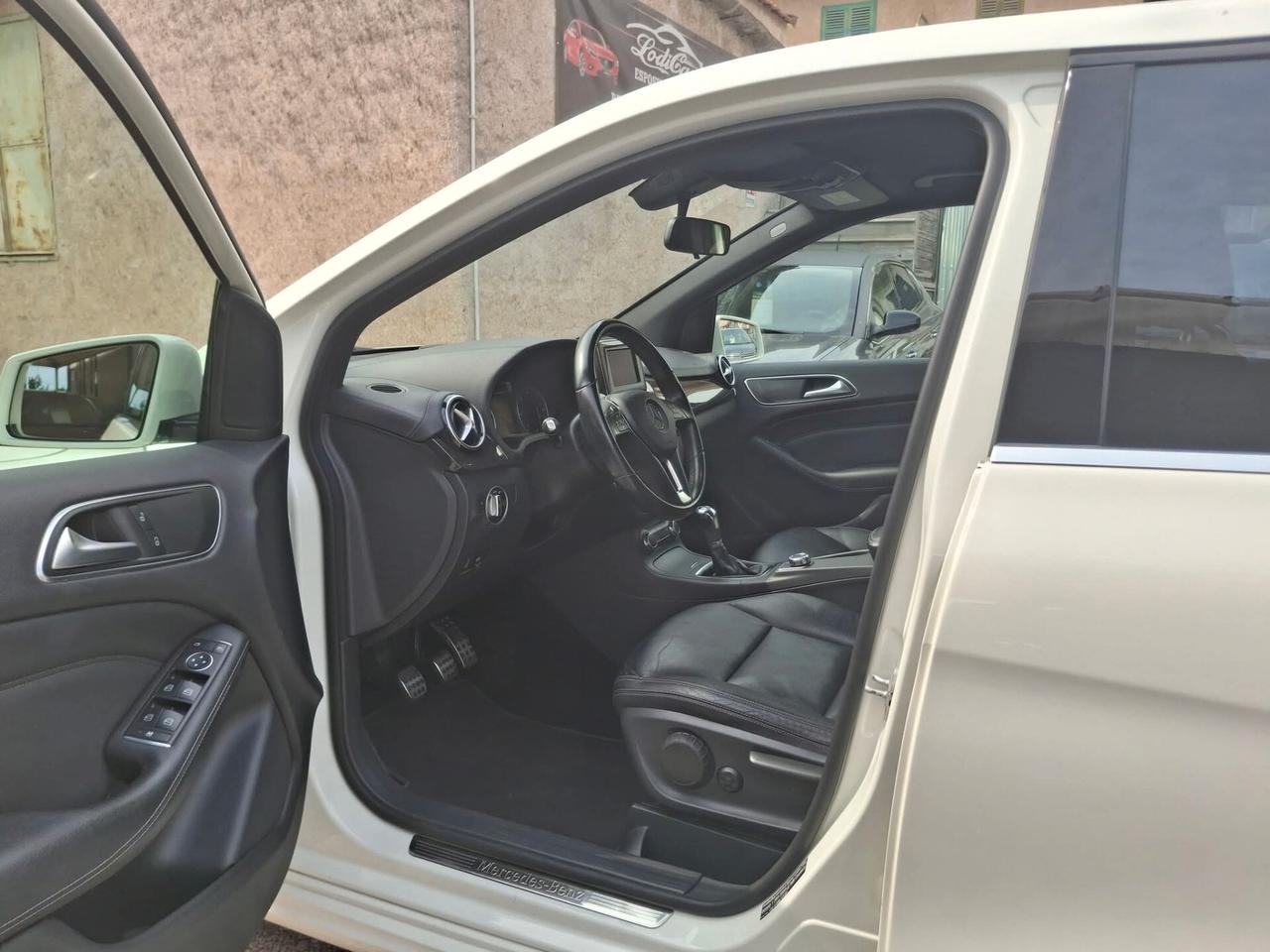 Mercedes-benz B 180 CDI BlueEFFICIENCY Premium