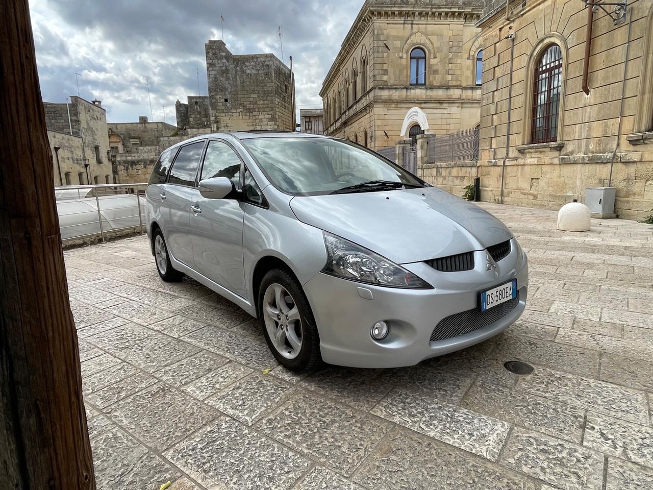 Mitsubishi Grandis 2.0 TDI 7 Posti