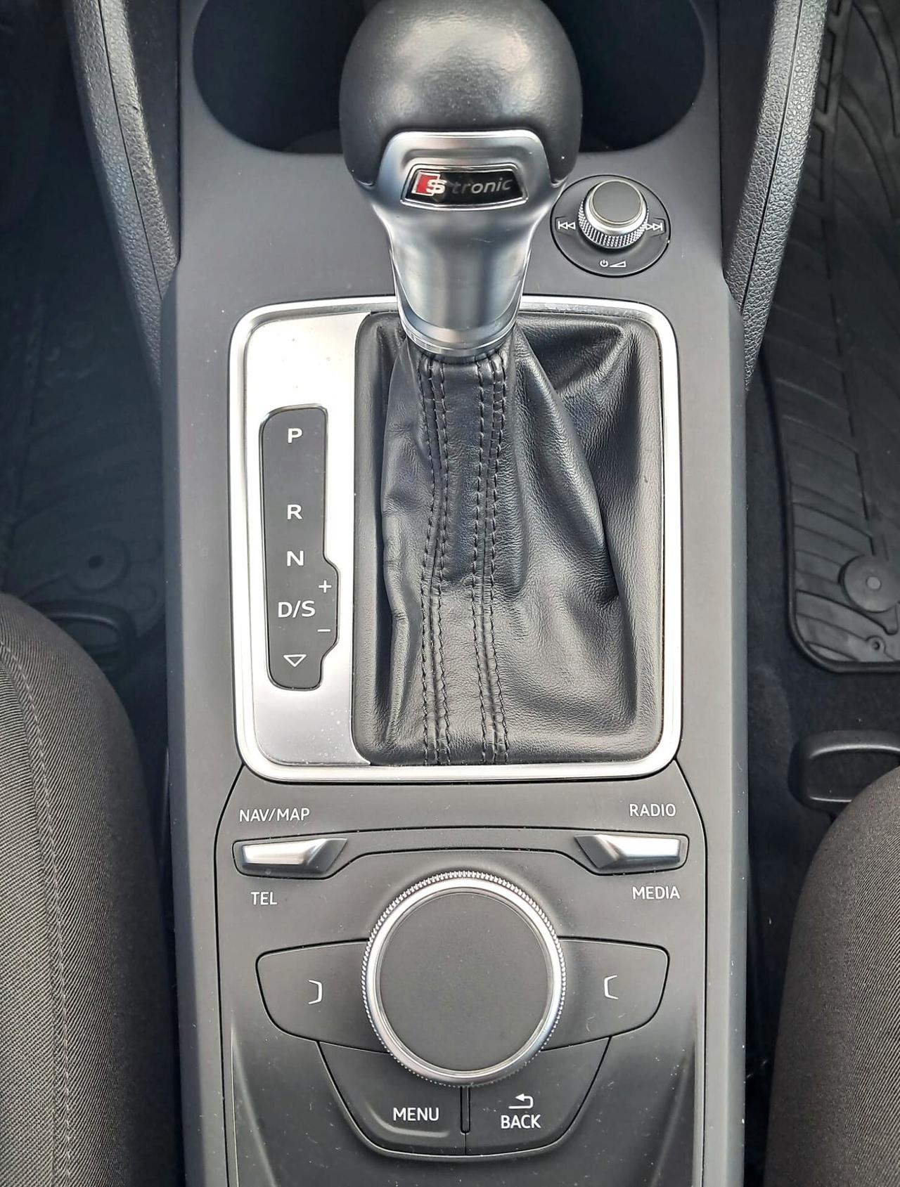 Audi Q2 35 TDI quattro S tronic Admired
