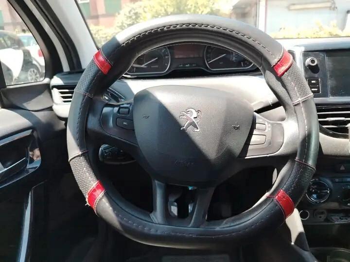 Peugeot 208 PureTech 82 5p. GPL Active