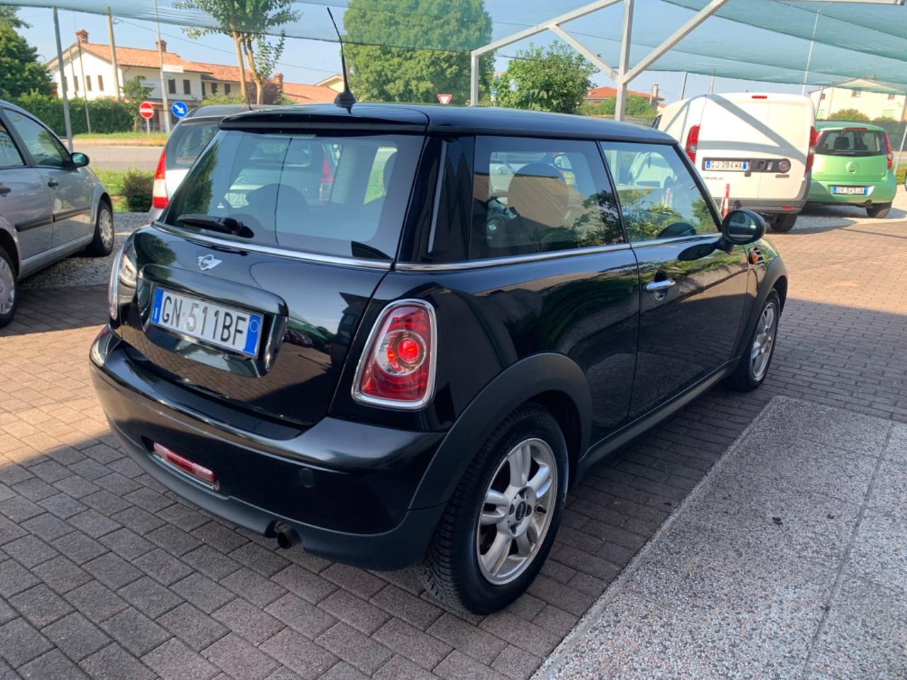 Mini Mini 1.6 16V One (55kW)