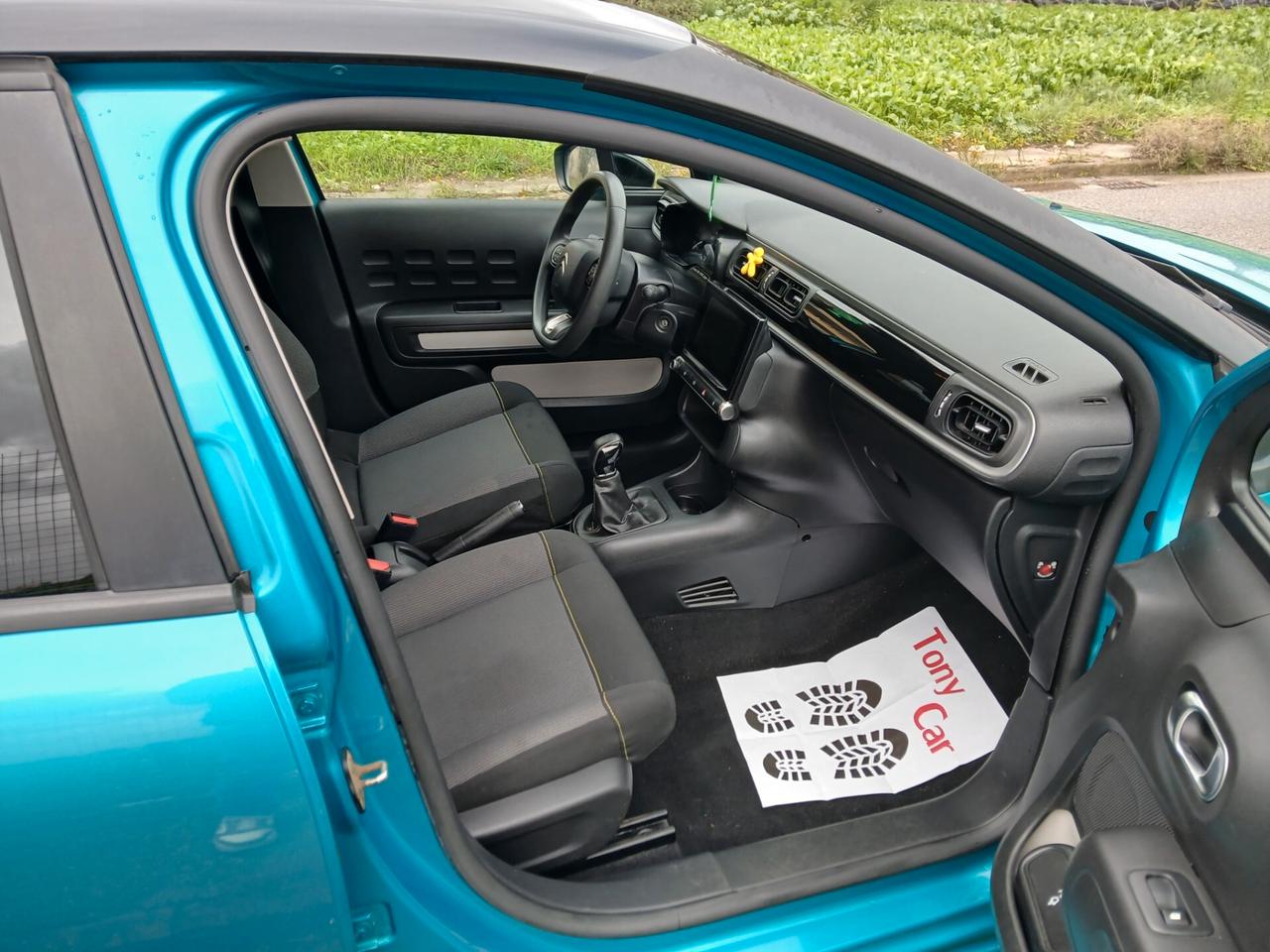 Citroen C3 PureTech 83 Shine Pack PARI AL NUOVO