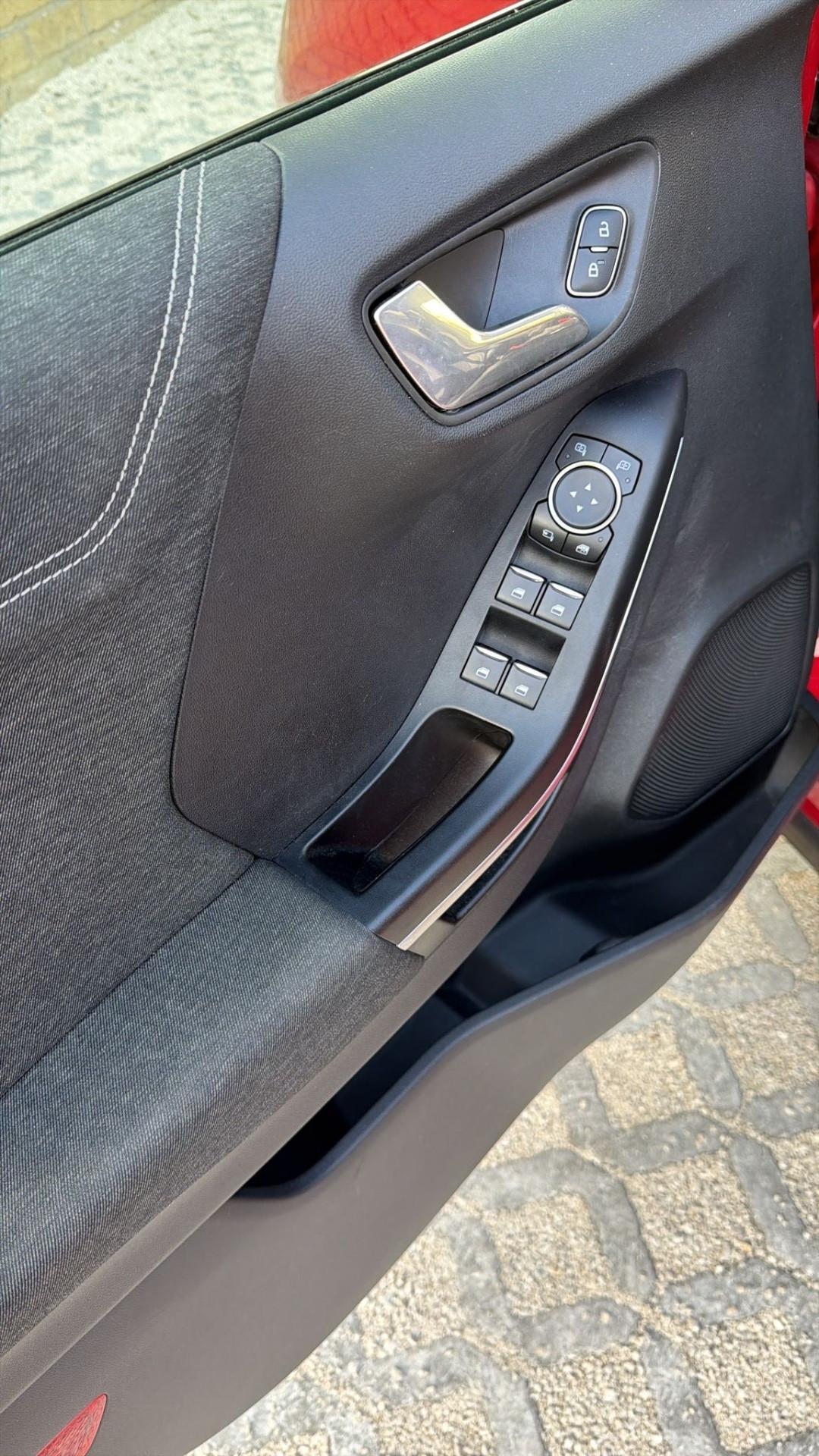 Ford Puma 1.0 EcoBoost Hybrid 125 CV S&S ST-Line X