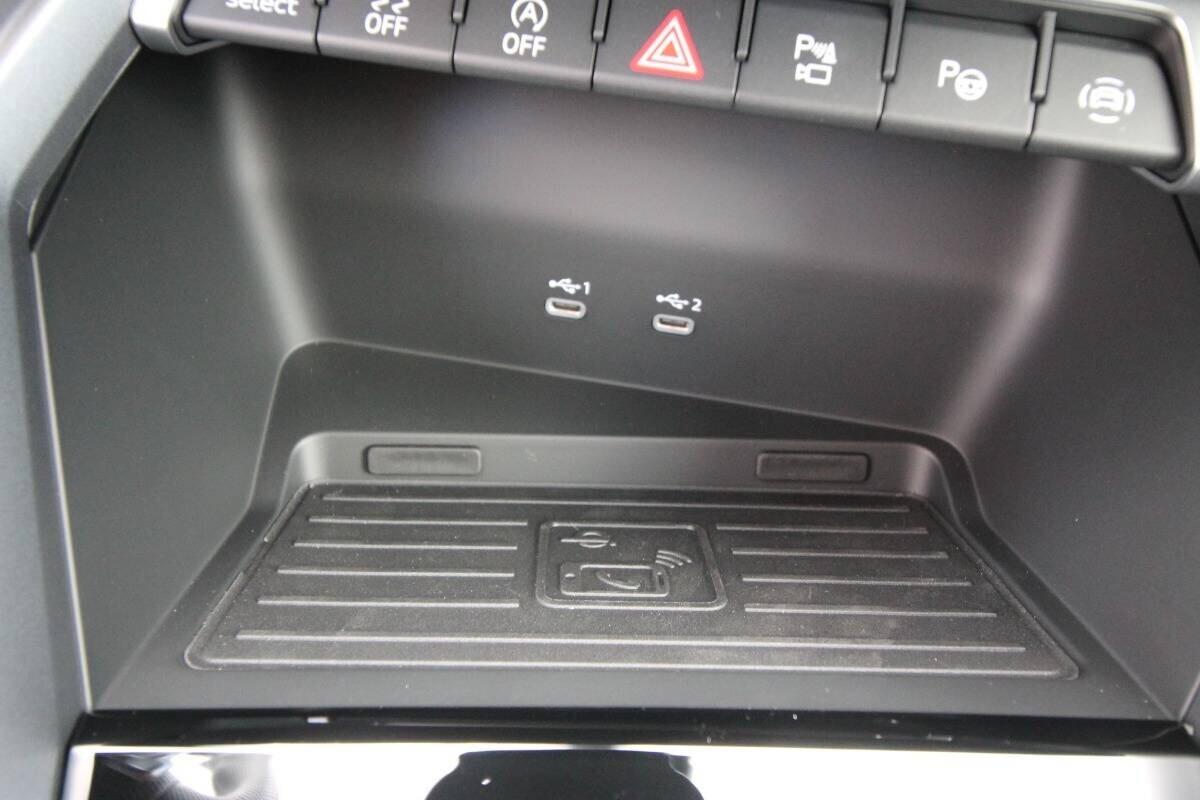 Audi A3 Sedan 35 TFSI S tronic line edition 150cv