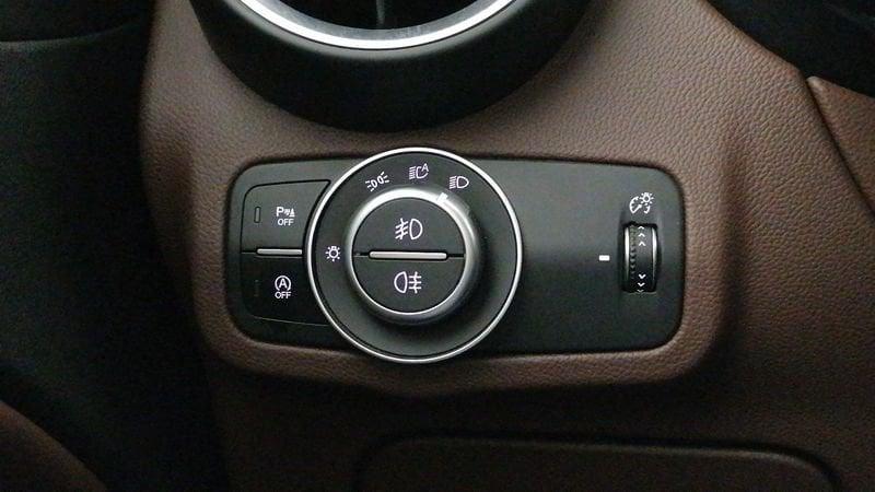 Alfa Romeo Stelvio 2.2 t Super rwd 180cv auto