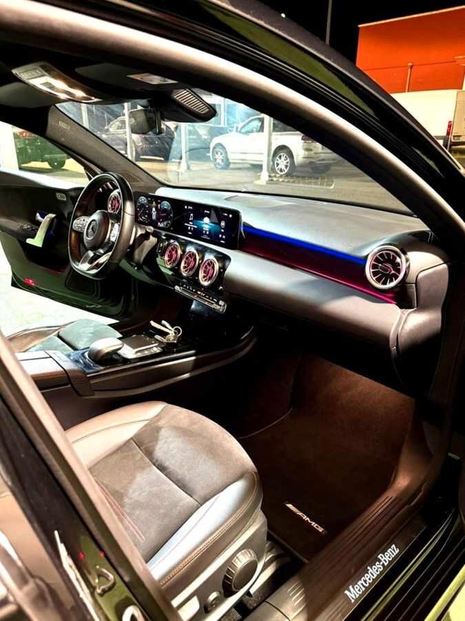 Mercedes-Benz Classe A 200 d Premium Plus AMG
