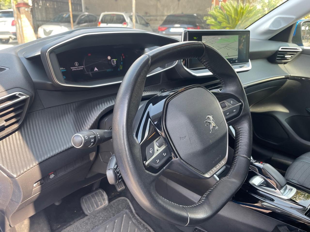 Peugeot 208 e 136 CV 5 porte Allure Pack Cockpit