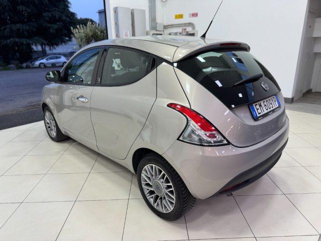 LANCIA Ypsilon 1.2 69 CV 5 porte GPL Ecochic Gold