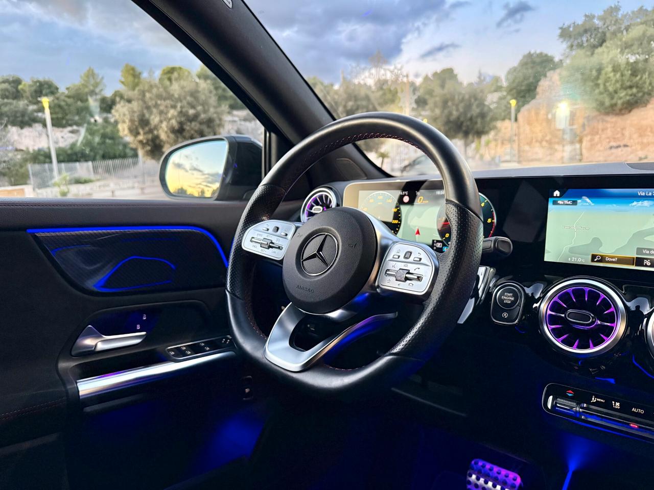 Mercedes GLA200 PREMIUM/2000 150CV/LUCI 64/CERCHI19"