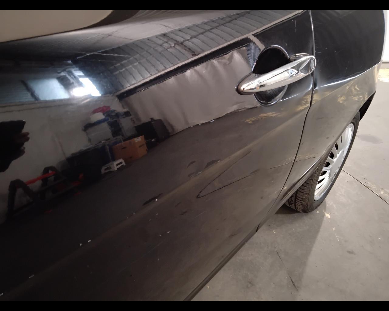 LANCIA Ypsilon II 2007 - Ypsilon 1.2 8v New Oro (oro)