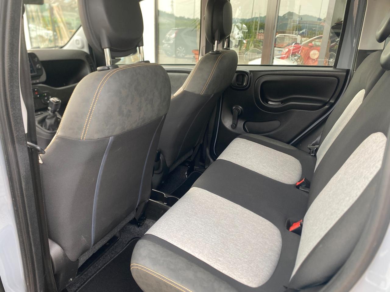 Fiat Panda 1.0 FireFly S&S Hybrid City Cross