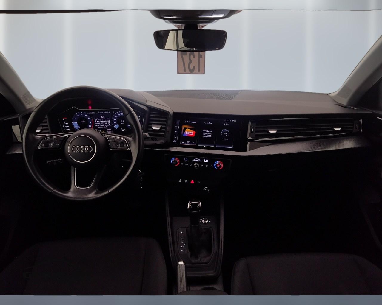 AUDI A1 II 2022 allstreet - A1 allstreet 30 1.0 tfsi Identity Contrast 110cv s tronic